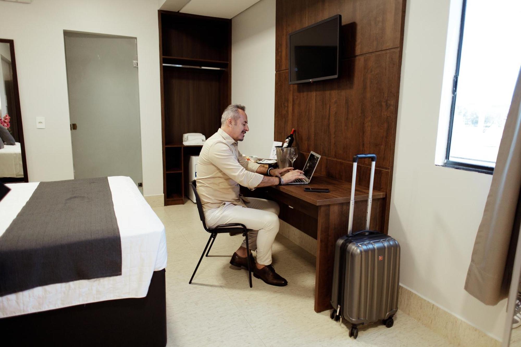 Roma Hotel By H Hoteis - Airport Núcleo Bandeirante Zewnętrze zdjęcie